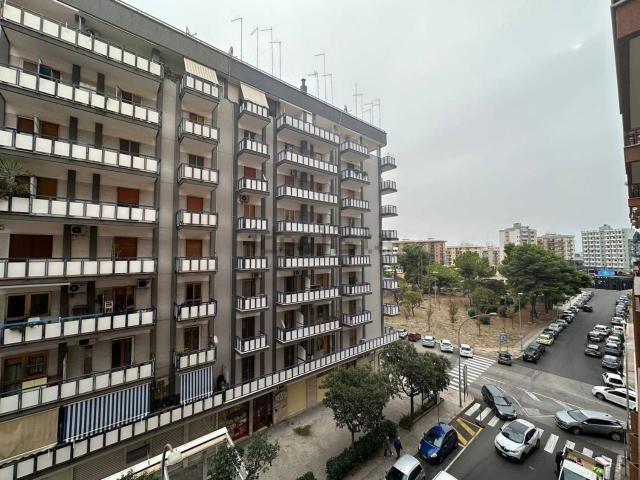 Appartamento in vendita di 100 m² in Via Campania, 146