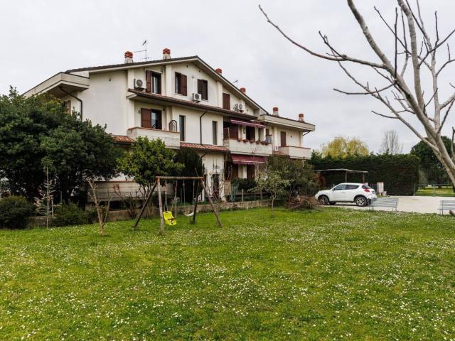Appartamento in vendita di 100 m² in Via Canapino, 497