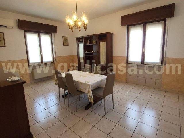Appartamento in vendita di 100 m² in Via Capitanio, 14