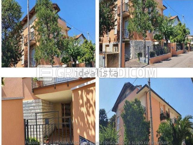 Appartamento in vendita di 100 m² in Via Capolago
