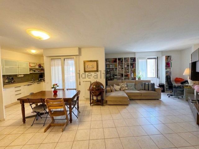 Appartamento in vendita di 100 m² in Via Carbonaia