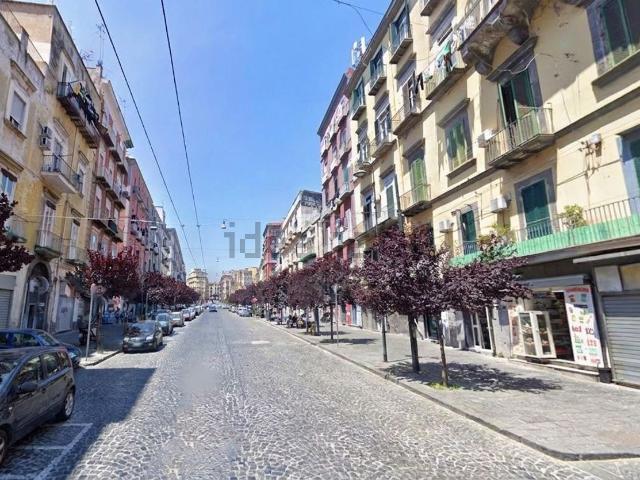 Appartamento in vendita di 100 m² in Via Carbonara