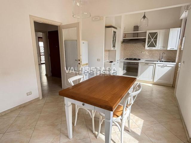 Appartamento in vendita di 100 m² in Via Carlo Giovanni Sforza
