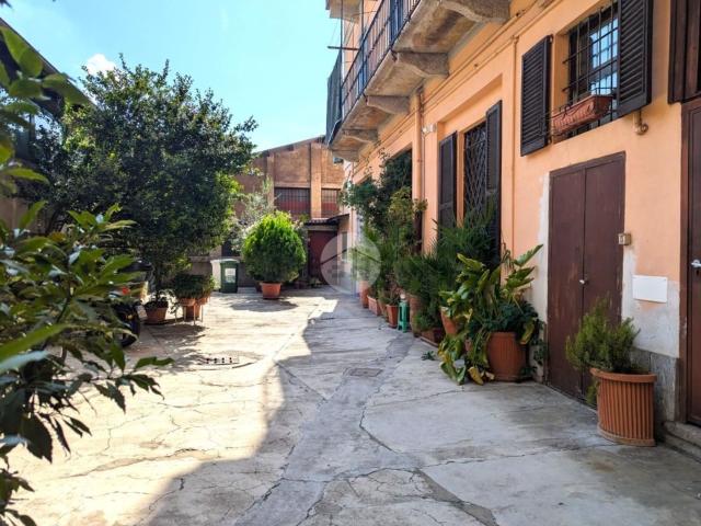 Appartamento in vendita di 100 m² in Via Carlo Imbonati, 71