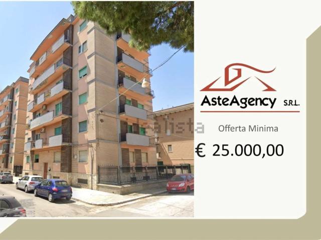 Appartamento in vendita di 100 m² in Via Carlo Poerio, 1