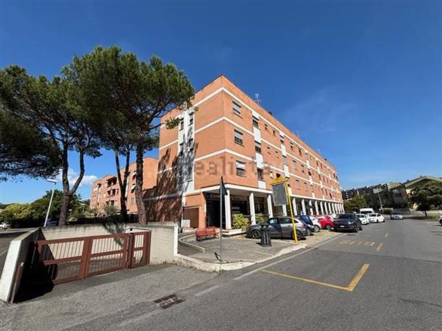 Appartamento in vendita di 100 m² in Via Carmelo Maestrini