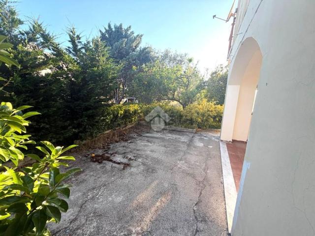 Appartamento in vendita di 100 m² in Via Casa Cirillo, 69