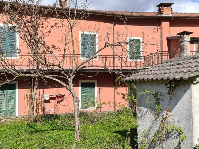 Appartamento in vendita di 100 m² in Via Casale