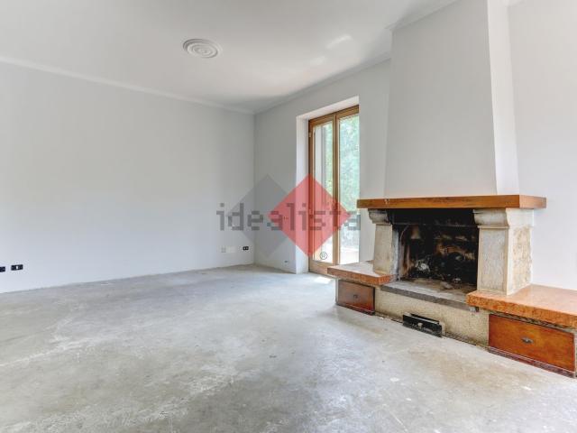 Appartamento in vendita di 100 m² in Via Cassia, 536