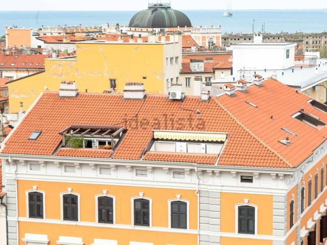 Appartamento in vendita di 100 m² in Via Cecilia de Rittmeyer