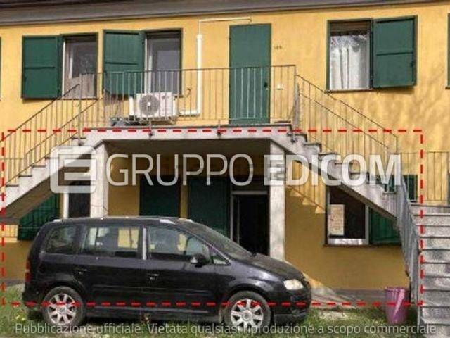 Appartamento in vendita di 100 m² in Via Cento