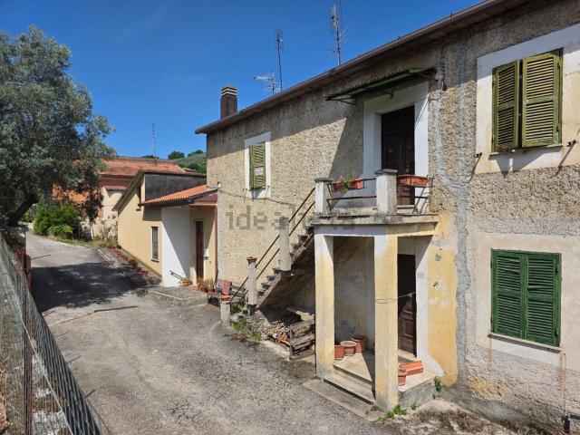 Appartamento in vendita di 100 m² in Via Cerere Navicella, 53