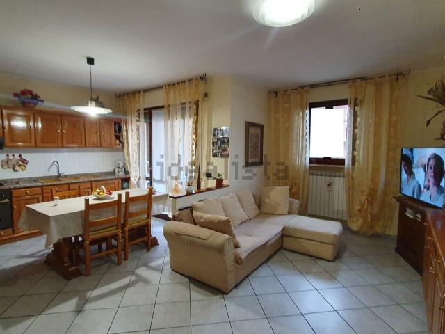 Appartamento in vendita di 100 m² in Via Cesare Battisti, 32