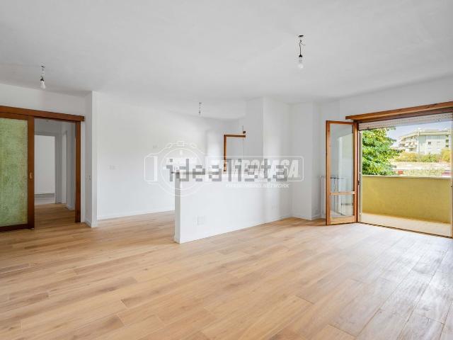 Appartamento in vendita di 100 m² in Via Cina, 330