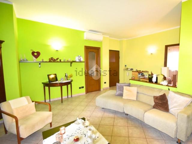 Appartamento in vendita di 100 m² in Via Circonvallazione, 147