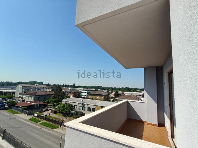 Appartamento in vendita di 100 m² in Via Ciro Menotti