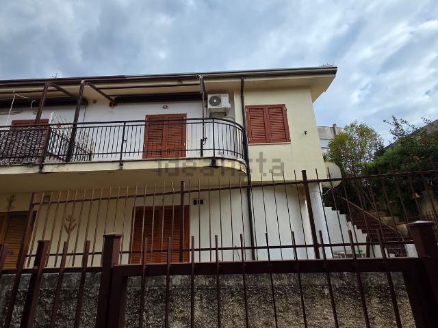 Appartamento in vendita di 100 m² in Via Crisosa