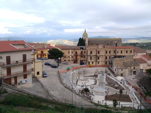 Appartamento in vendita di 100 m² in Via Croja, 15