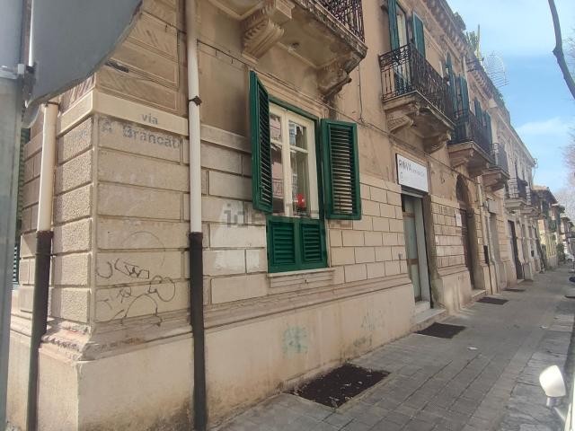 Appartamento in vendita di 100 m² in Via Antonio Brancati