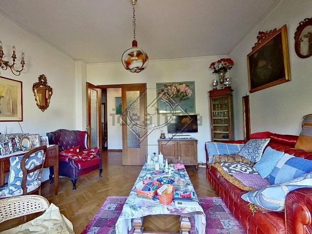 Appartamento in vendita di 100 m² in Via Antonio Canova