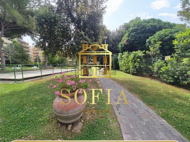Appartamento in vendita di 100 m² in Via Antonio Corazzi