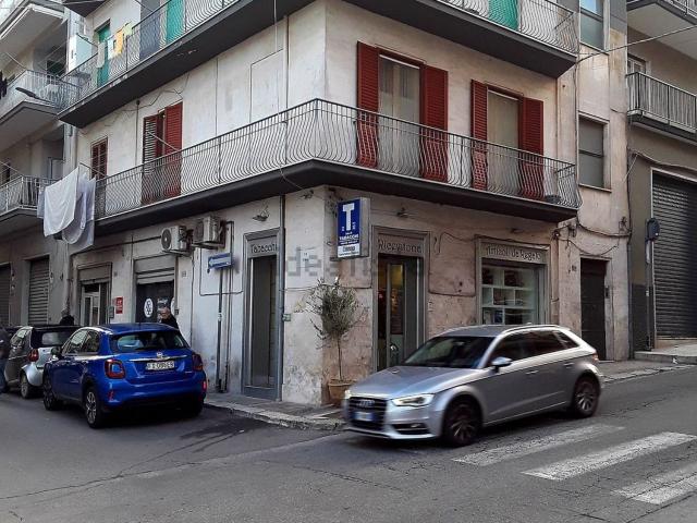 Appartamento in vendita di 100 m² in Via Antonio Fogazzaro