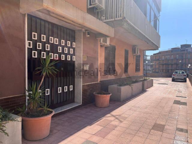Appartamento in vendita di 100 m² in Via Antonio Locatelli, 13