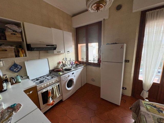 Appartamento in vendita di 100 m² in Via Andrea Gallerani