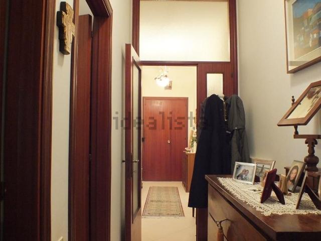 Appartamento in vendita di 100 m² in Via Angeli Ribelli