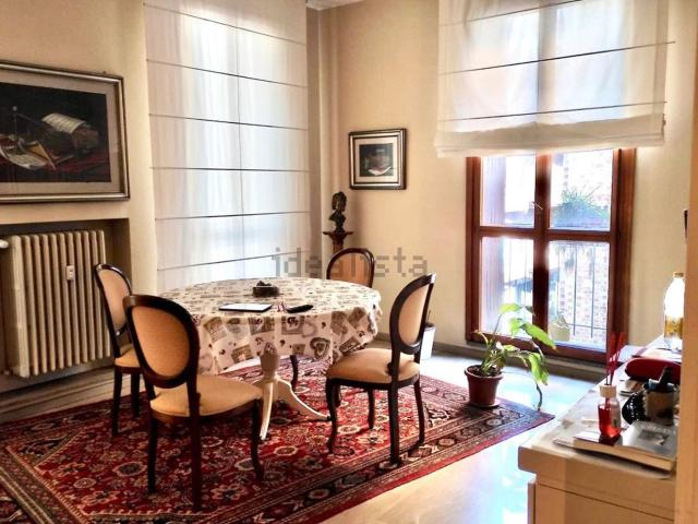 Appartamento in vendita di 100 m² in Via Angelo Brofferio