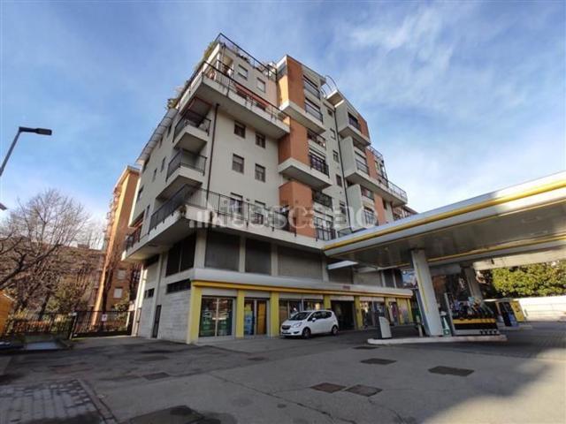Appartamento in vendita di 100 m² in Via Angelo Inganni