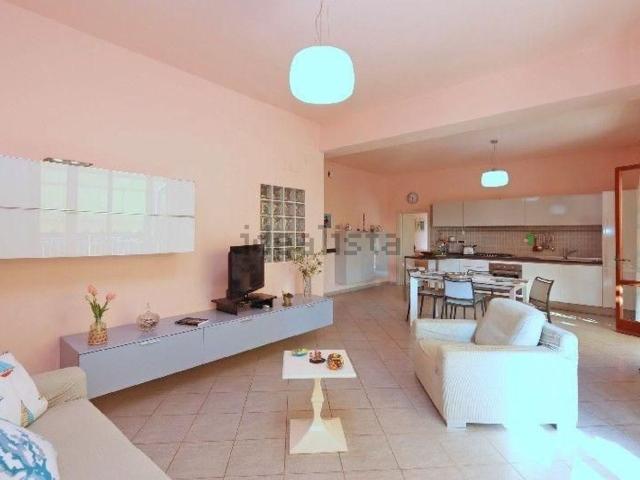 Appartamento in vendita di 100 m² in Via Angelo Poliziano, 4