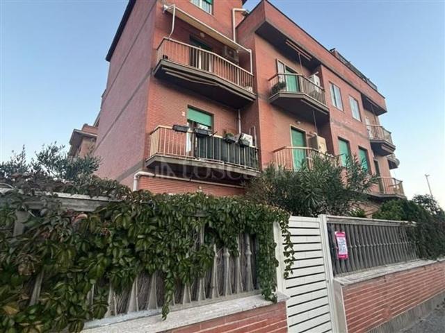 Appartamento in vendita di 100 m² in Via Angiolo Pasqui
