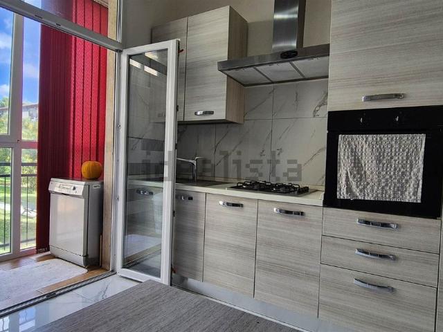 Appartamento in vendita di 100 m² in Via Ada Negri