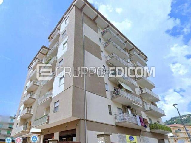 Appartamento in vendita di 100 m² in Via Adda