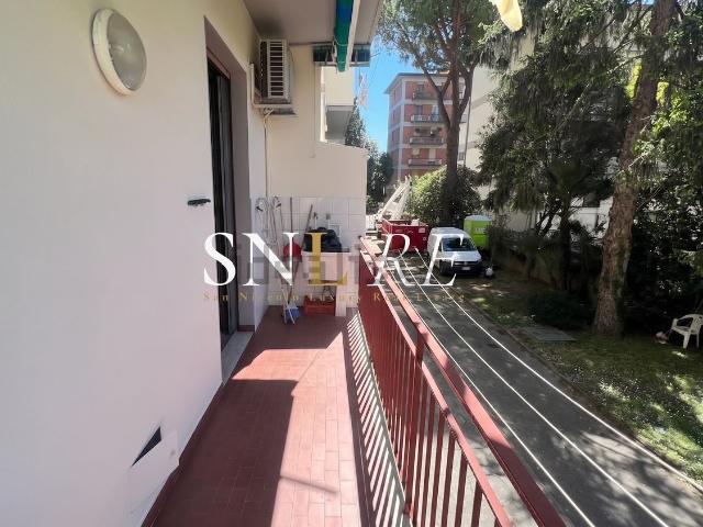 Appartamento in vendita di 100 m² in Via Adriano Cecioni