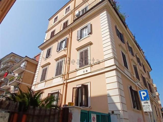 Appartamento in vendita di 100 m² in Via Alba