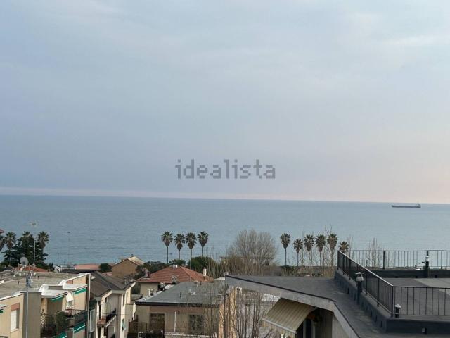 Appartamento in vendita di 100 m² in Via Alba Docilia
