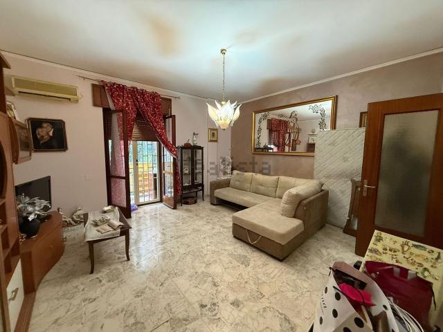 Appartamento in vendita di 100 m² in Via Alcide de Gasperi