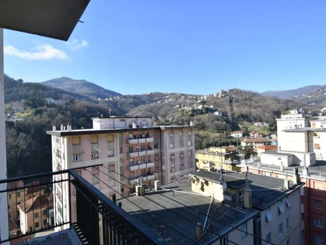 Appartamento in vendita di 100 m² in Via Alcide De Gasperi