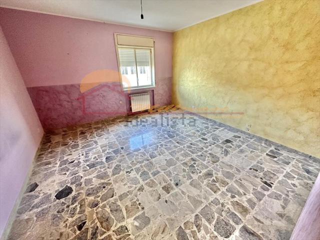 Appartamento in vendita di 100 m² in Via Alessandria