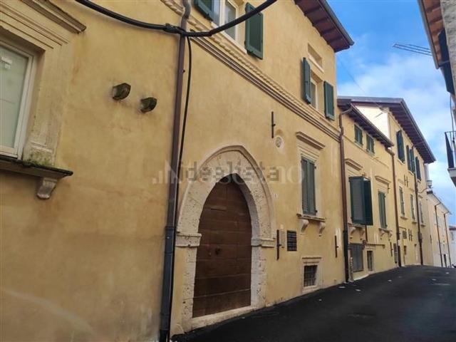 Appartamento in vendita di 100 m² in Via Arischia, 6