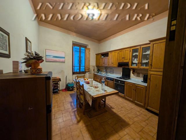 Appartamento in vendita di 100 m² in Via Arno