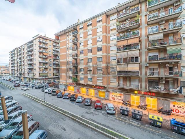 Appartamento in vendita di 100 m² in Via Attio Labeone