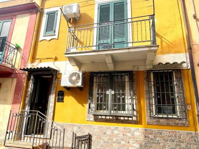 Appartamento in vendita di 100 m² in Via B. Balsamo, 153