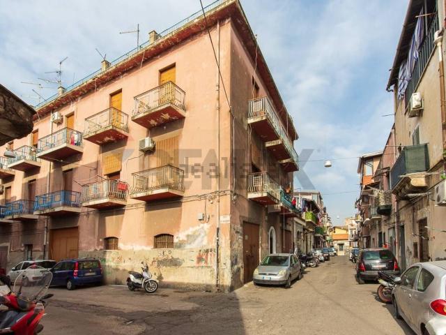 Appartamento in vendita di 100 m² in Via Bonfiglio, 14