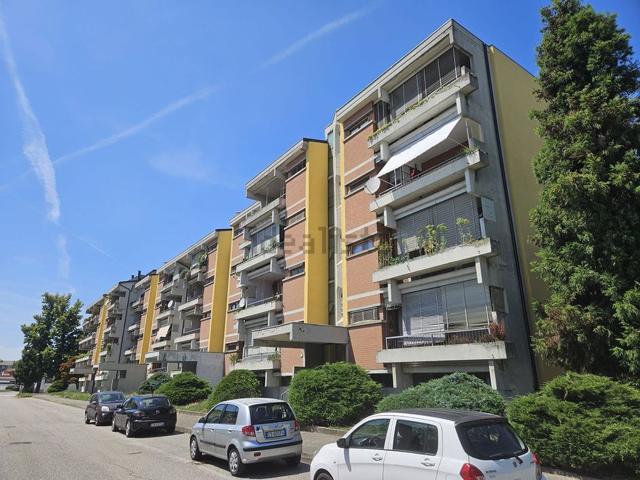 Appartamento in vendita di 100 m² in Via Bossi, 3