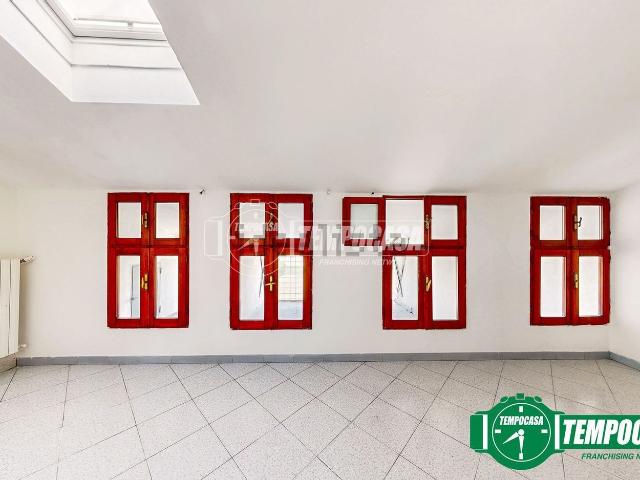 Appartamento in vendita di 100 m² in Via Banda Lenti
