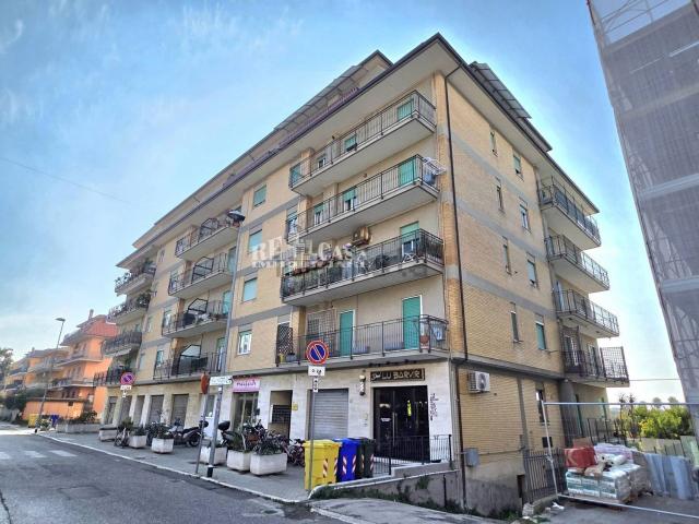 Appartamento in vendita di 100 m² in Via Bartolomeo Colleoni, 50
