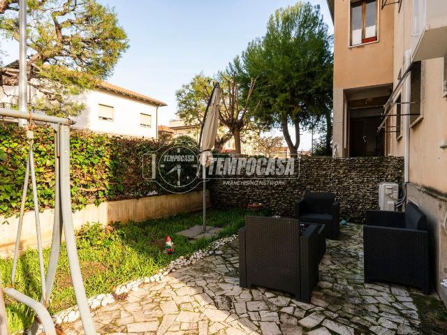 Appartamento in vendita di 100 m² in Via Bartolomeo Colleoni, 13